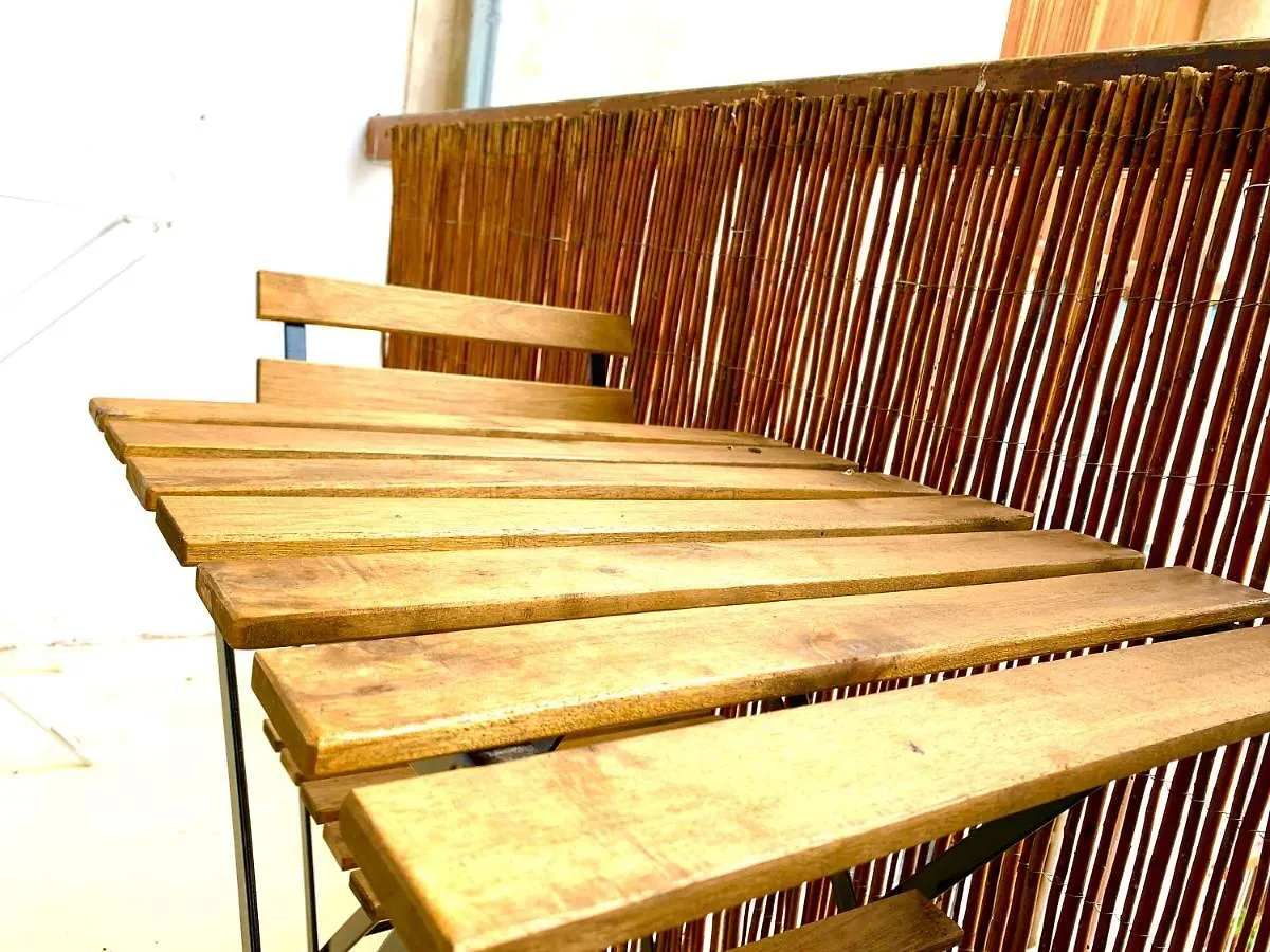 Perle Studio Manosque 0*,  France