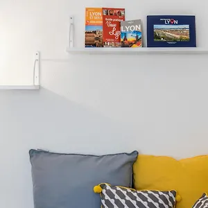 https://welkeys-montesquieu-apartment.hotels-rhonealpes.com